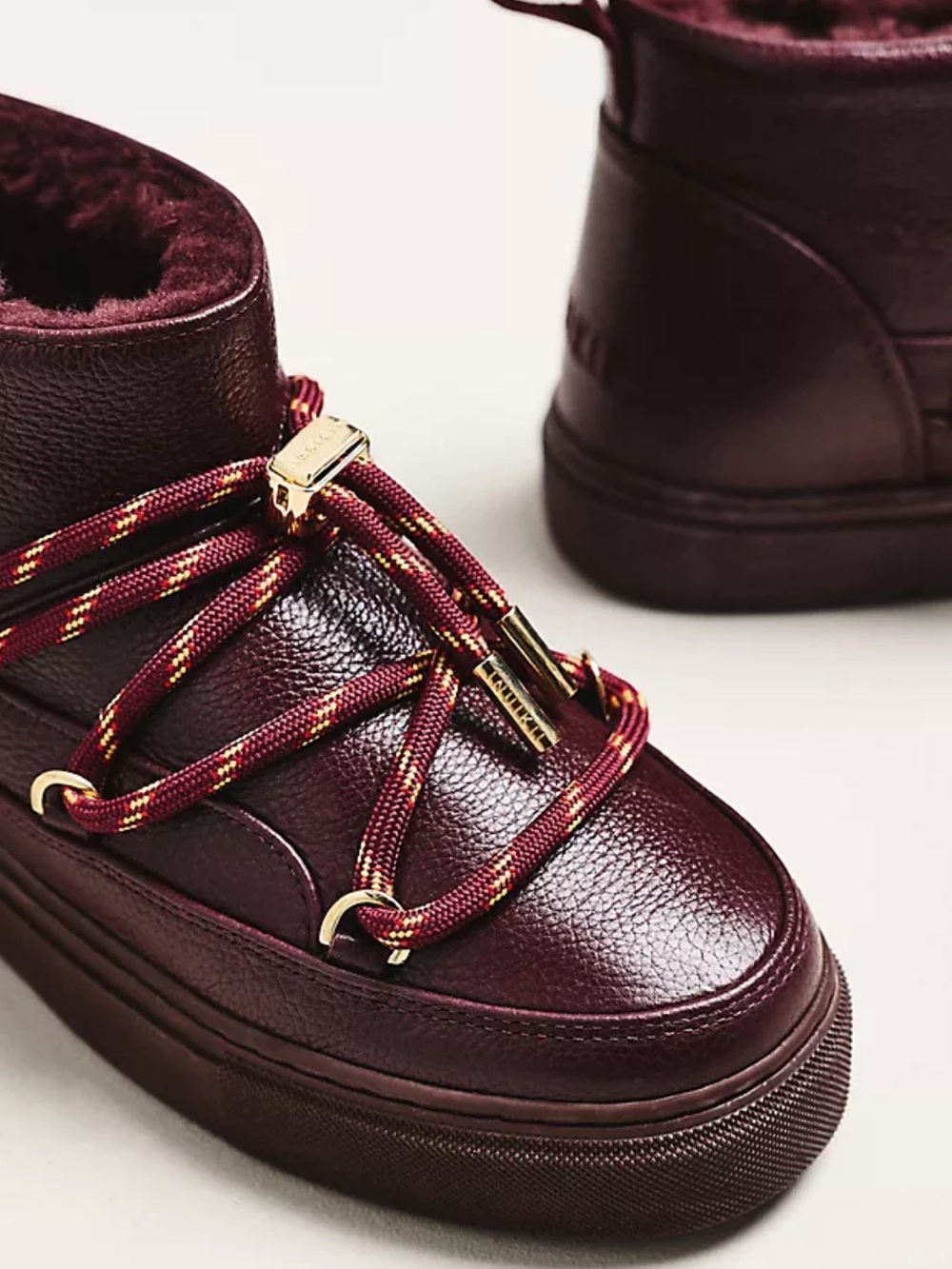 Inuikii Leather Gloss Boots in red